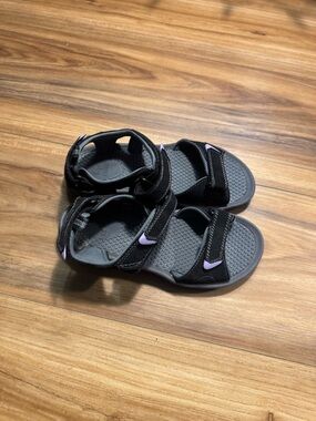Khombu Black and Grey Sandals with Light Purple Accents
